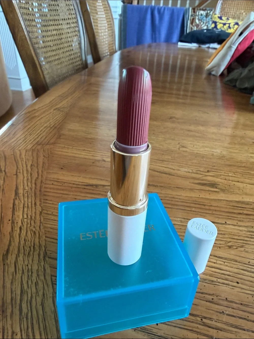 💄Estee LauderNEW Never Used Full Size Pure Color LipstickCremeBOLD DESIRES #670